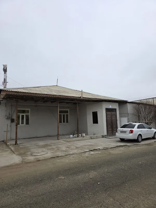 Uy sotiladi 228 kv +30