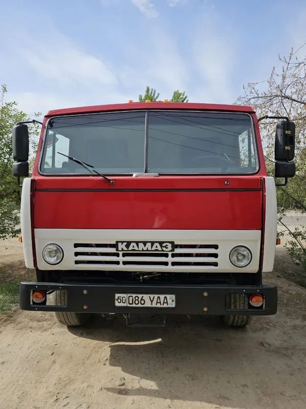 Камаз 1993 йил ишлаб чиқаридга 4 Камаз 1993 йил ишлаб чиқаридга 4