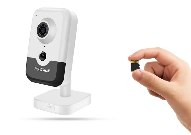 Hikvision DS-2CD2421G0 IP kamera — фото 1