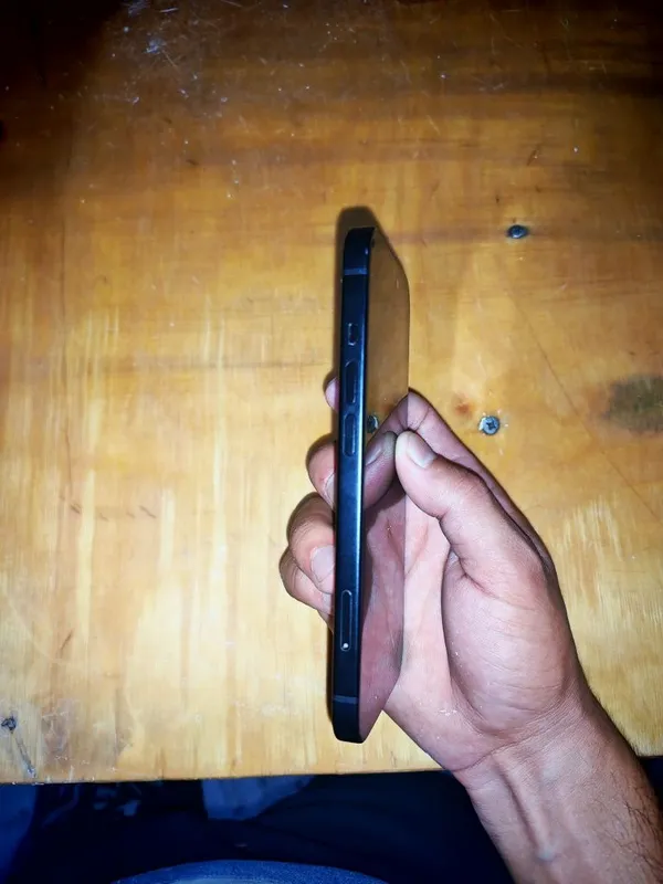 Iphone 15 ideal holatda — фото 4