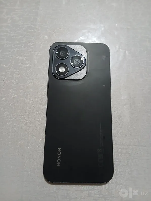 Honor 400 lite holati yangi 2 oy ishlatlingan hotira8/256 1 Honor 400 lite holati yangi 2 oy ishlatlingan hotira8/256 1