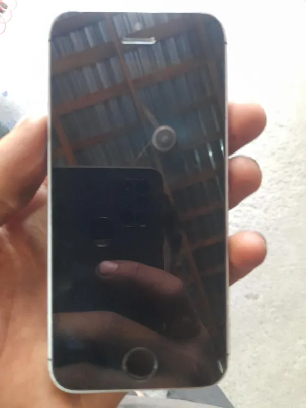 iPhone 5s 16GB 2 iPhone 5s 16GB 2
