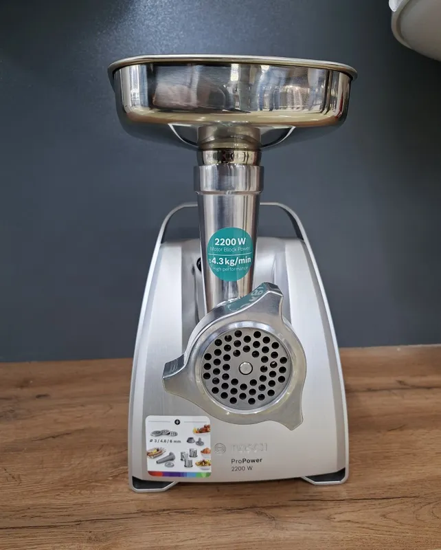 Мясорубка Bosch yangi 3 Мясорубка Bosch yangi 3