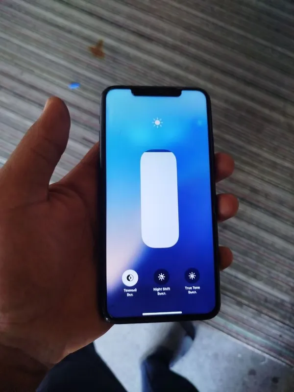 iPhone 11 pro max 3