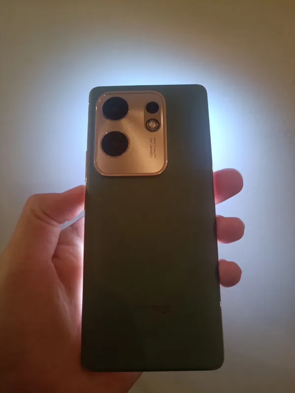 infinix Zero30 — фото 2