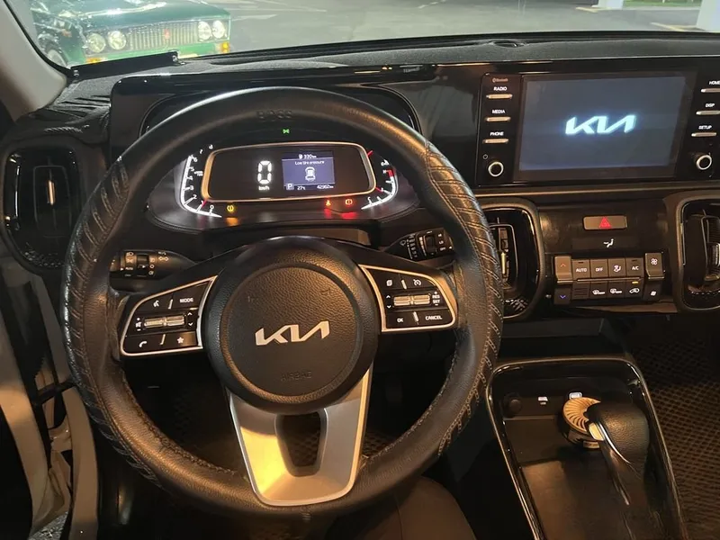 Kia Sonet, 2024 год 8 Kia Sonet, 2024 год 8