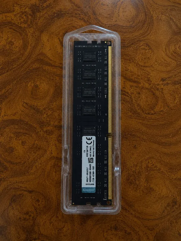 Продаётся DDR3 8GB 1600 MHZ 1