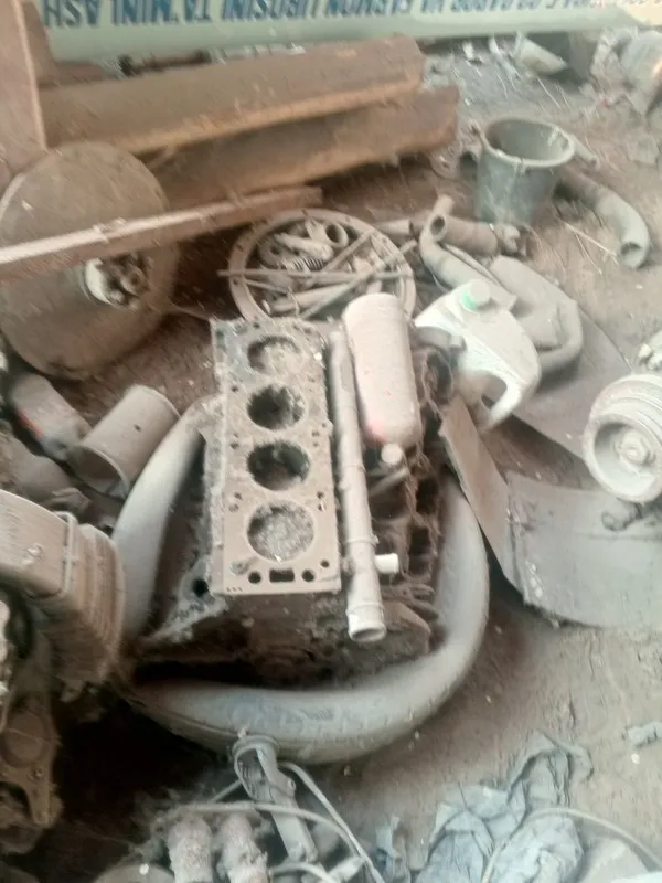 Dizel matori 1.5 Opel kadet Dan yechilgan tamirtalab