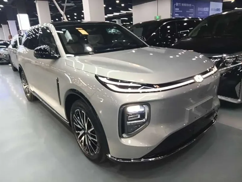 CHANGAN NEVO Q07 215 Prestige Edition — фото 1