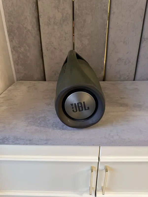 Jbl Boombox поколения 1