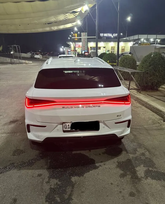 Byd e2 super sotiladi 3