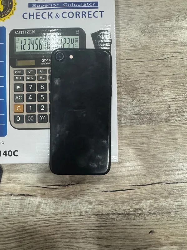 iPhone XS sotiladi 1