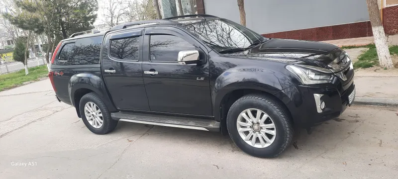 ISUZU D.MAX irbes pikap 4×4 Arendaga beriladi uzoq mudat kunlik — фото 1