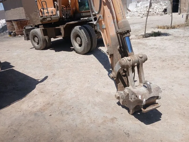 Hyundai ekskavator sotiladi 7 Hyundai ekskavator sotiladi 7