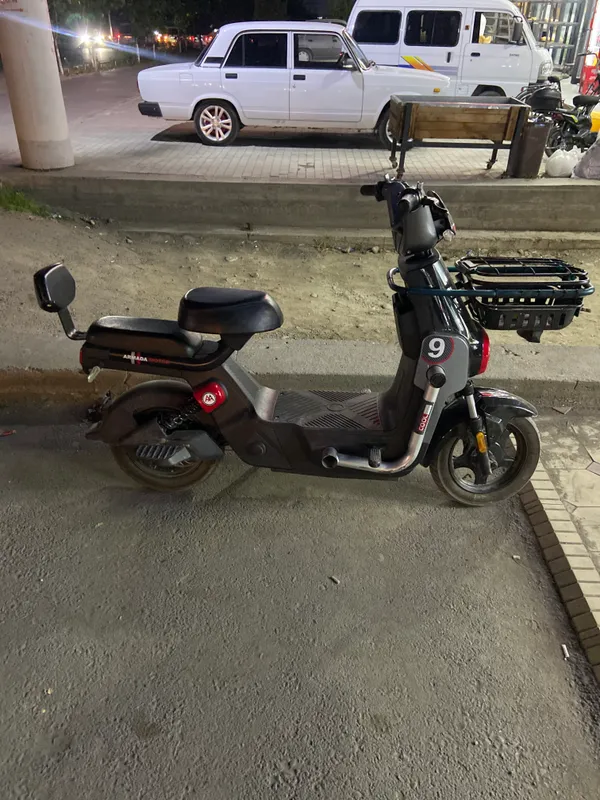 Skuter armada motor