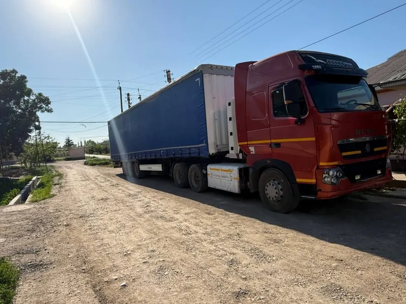 Фура сотилади комплект. Тягач SINOTRUK HOWO T7 Прицеп KRONE SD — фото 2