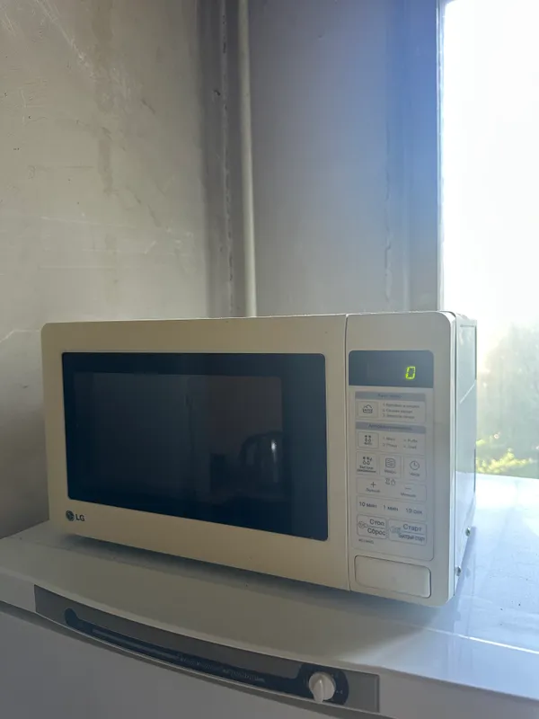 Mikrovolnovka LG ideal holat