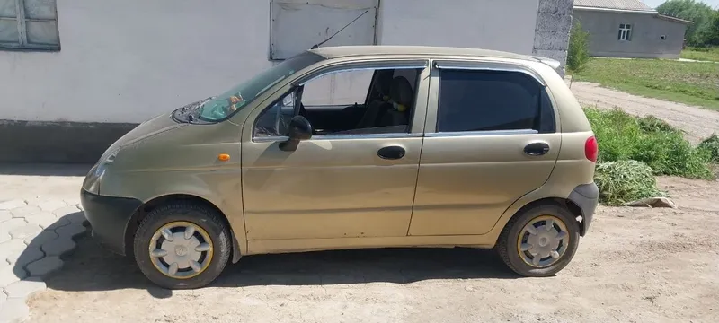Matiz sotiladi faqat naqdga