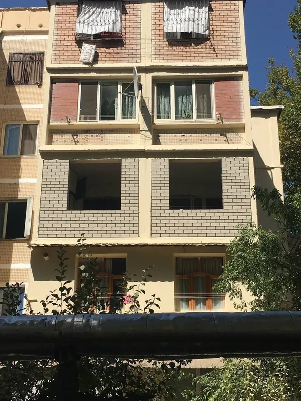 Balkonga g'isht teramiz. Kladka balkon. Керпичная кладка балконов — фото 3