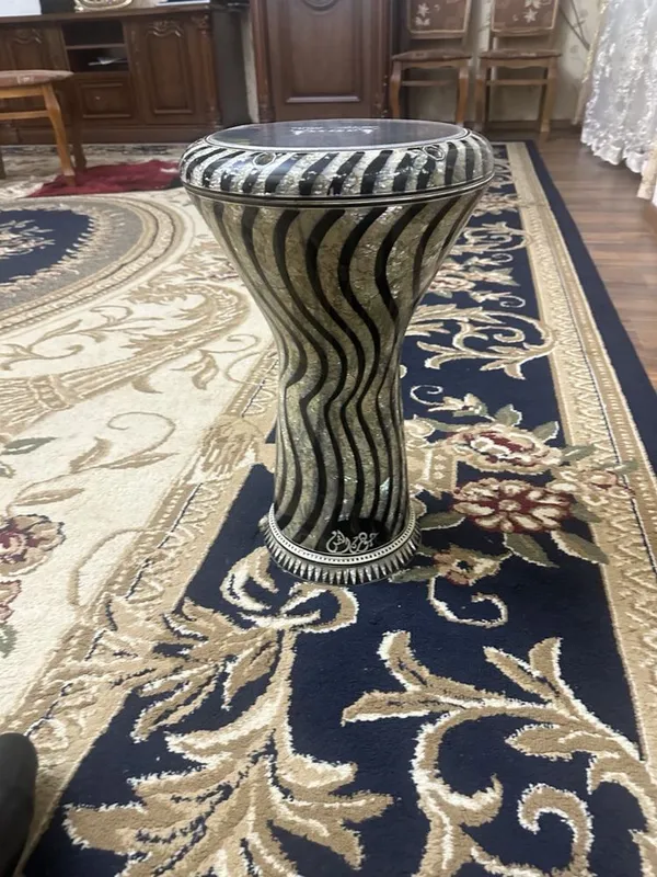 Tabla sadaf orginal sotiladi srochno 1 Tabla sadaf orginal sotiladi srochno 1