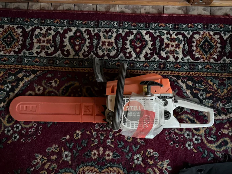 Бензопила STIHL .