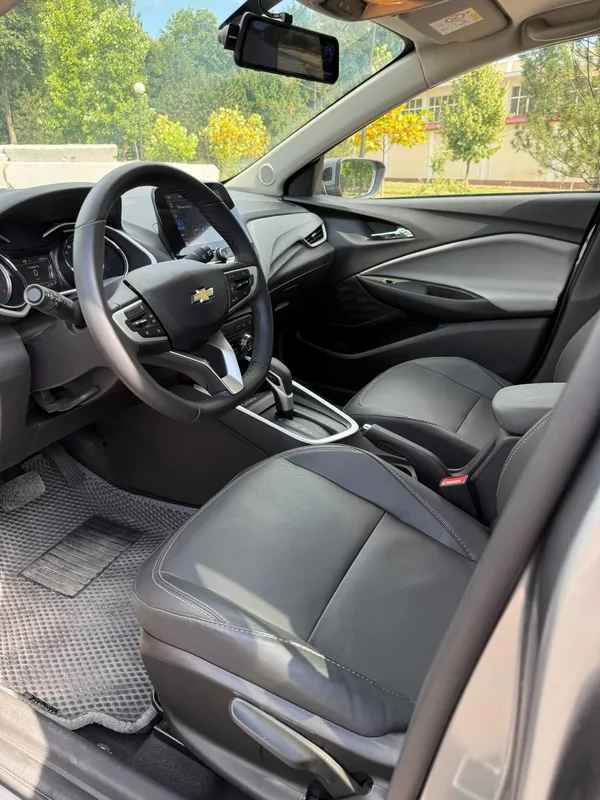 Продается Onix Premier 2 Turbo AT Plus 2025 8