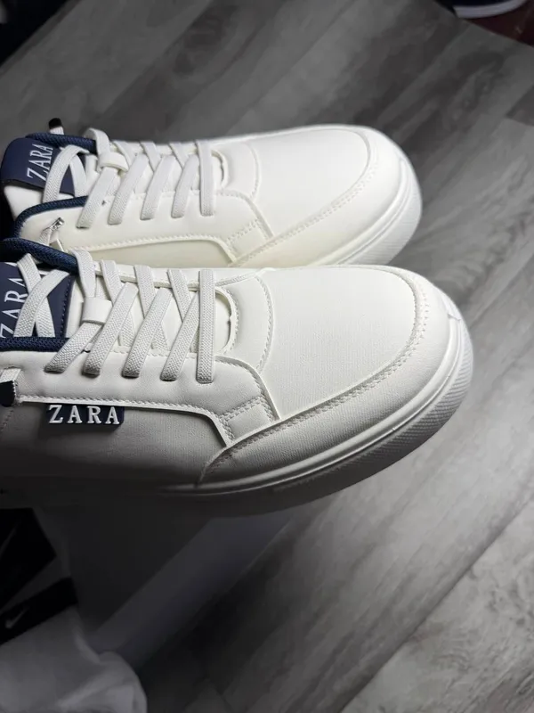 Белые кроссовки ZARA 7 Белые кроссовки ZARA 7