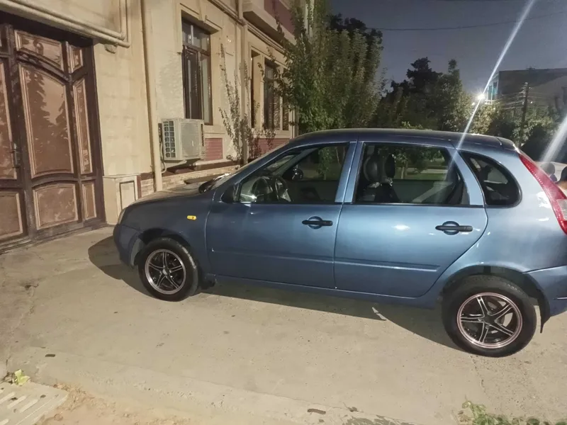Lada Kalina koʻk rang 2 Lada Kalina koʻk rang 2
