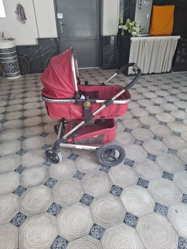 Продам коляску Б.У 1 Продам коляску Б.У 1