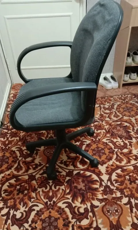 Ishlatilgan ofis kreslosi 4 Ishlatilgan ofis kreslosi 4