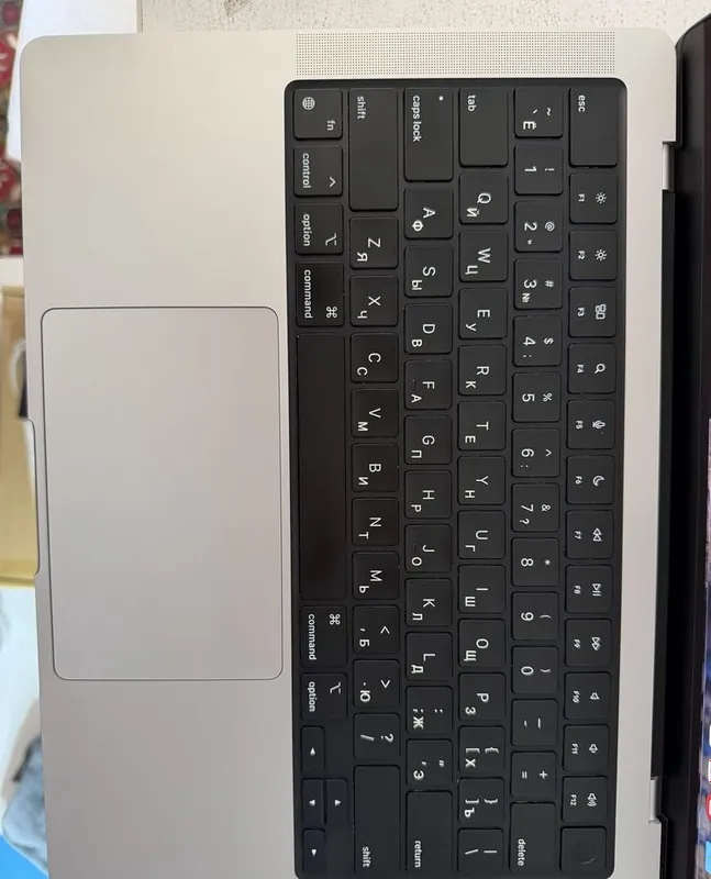 Macbook Pro 14inch/M2Pro/16/512/full box 4 Macbook Pro 14inch/M2Pro/16/512/full box 4
