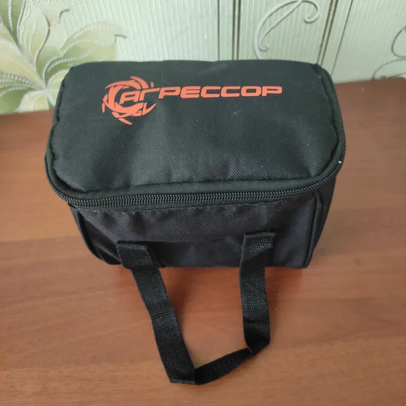 Цифровой компрессор Агрессор,35л/мин( насос для автомобилей) — фото 1