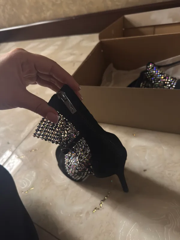 Poshnali bayramona tuflilar 6 Poshnali bayramona tuflilar 6