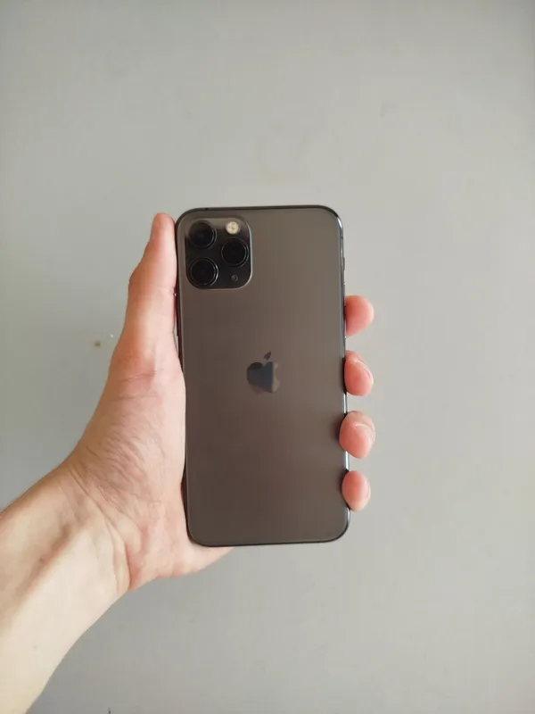 Iphone 11 pro Ochilmagan Ideal