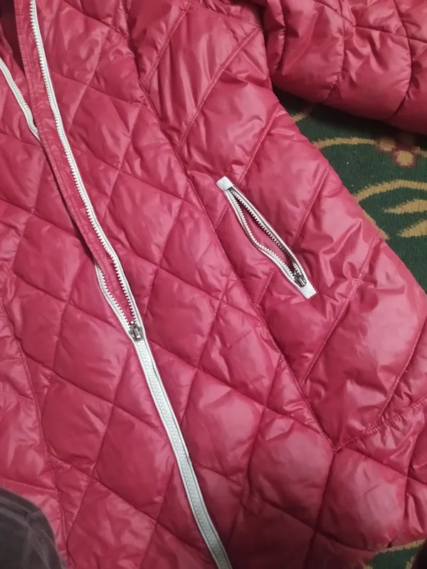 qishgi  qalin ayollar kurtkasi