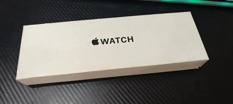 Apple Watch SE 2 40mm — фото 1