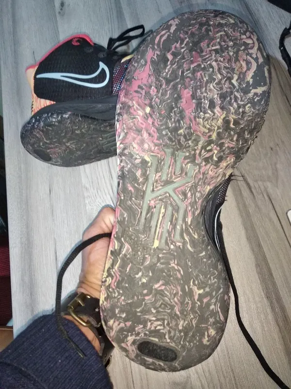 Продается nike красавка 41 размер 6