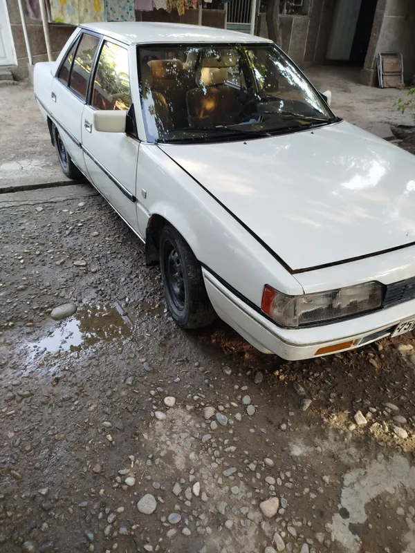 Mitsubishi Galant — фото 2