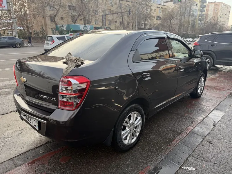 Chevrolet Cobalt 2024 автомат | 1.5 бензин/газ | Full — фото 3
