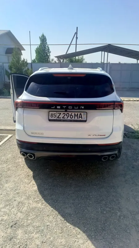 Jetour x70 plus 1.5 turbo 3 Jetour x70 plus 1.5 turbo 3