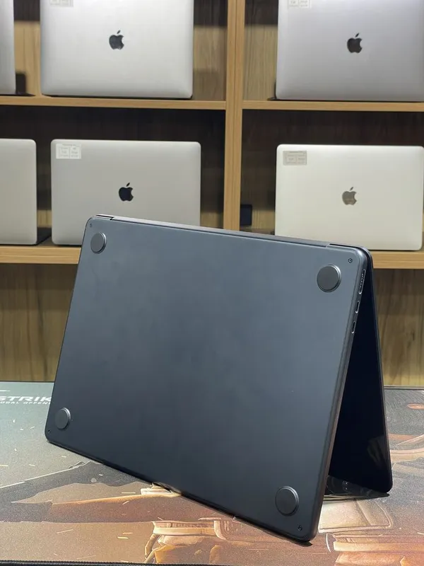 IDEAL Macbook m2 air | Srochna sotiladi | Midnight + Bonus — фото 1