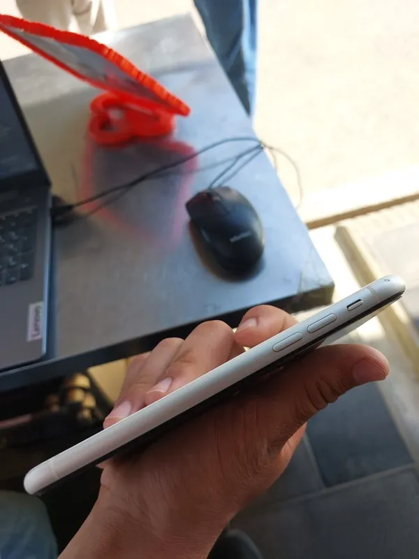 Iphone 11 sotiladi 2 Iphone 11 sotiladi 2