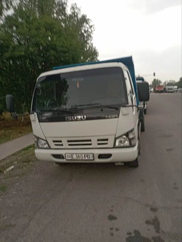 Isuzu sotiladi 2012