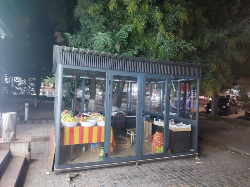 Akfa butka Surochni sotiladi xolati yap yangi 2.5 ga 3.5 oldi