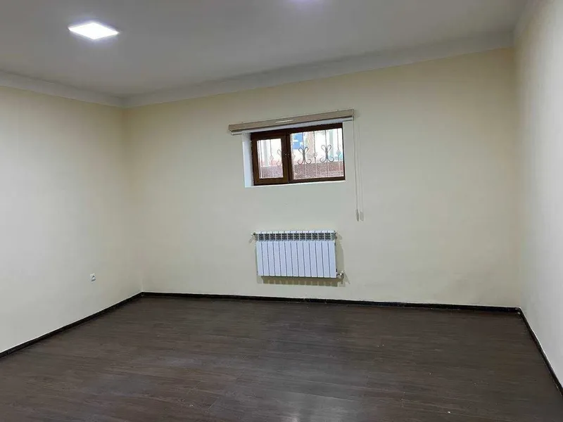 АРЕНДА полуподвального офисного помещения в Бульваре(площадь:150+ м2) 6
