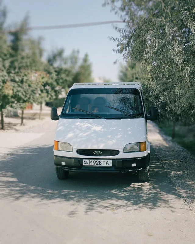 Форд Автомобили зудлик билан сотилади йили 1993. Техпаспорт Газ Матор 4 Форд Автомобили зудлик билан сотилади йили 1993. Техпаспорт Газ Матор 4