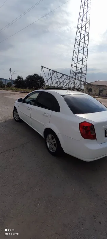 Продаётся Lasetti автомат 1.6L 3