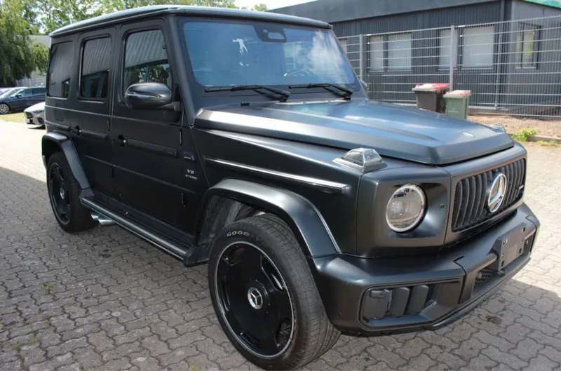 Mercedes-AMG G 63 2026 Magno Black 3 Mercedes-AMG G 63 2026 Magno Black 3