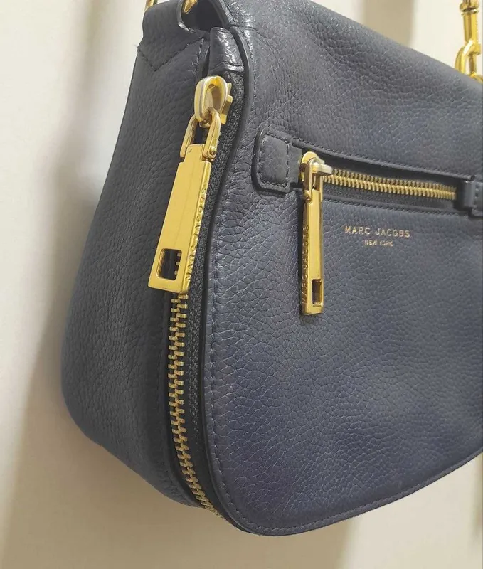 Marc Jacobs Gotham Small Nomad Crossbody Bag / Бренд Сумка Мессенджер — фото 1