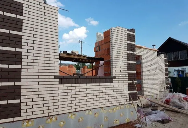 Balkonga g'isht teramiz.Kladka balkon.Керпичная кладка балканов